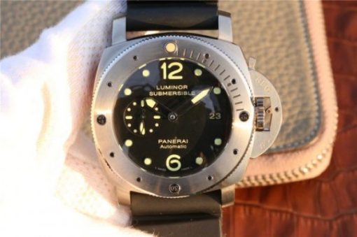 Replica Panerai PAM571 Titanium XF Black Dial Black Rubber Strap P9000