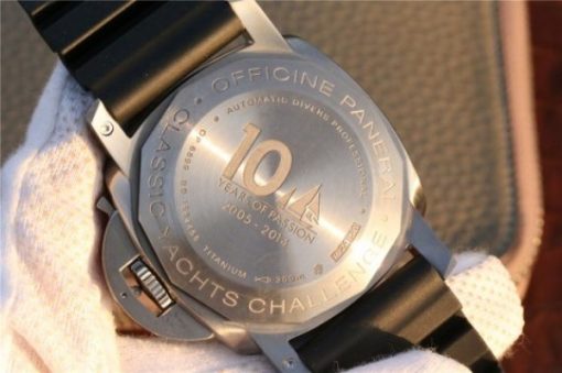 Replica Panerai PAM571 Titanium XF Black Dial Black Rubber Strap P9000 - Image 6