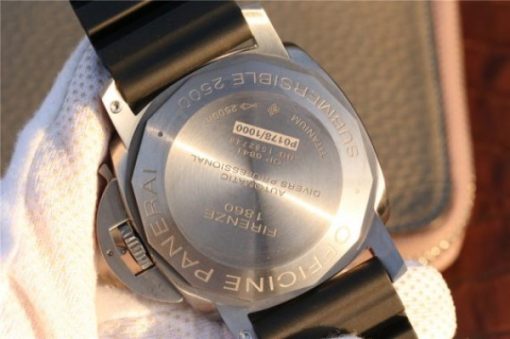 Replica Panerai PAM364 Titanium XF Black Rubber Strap P9000 - Image 6