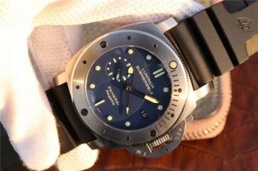 Replica Panerai PAM371 Titanium Blue Dial XF Black Rubber Strap P9001 - Image 2