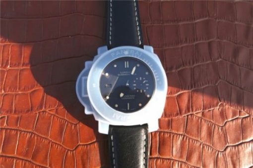 Replica Panerai PAM607 XF Left Handed Real Ceramic Black Leather Strap P9000 - Image 9