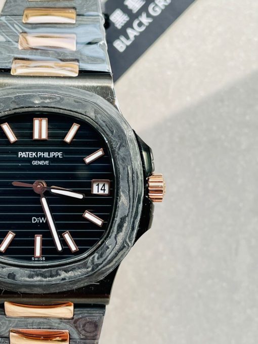 Replica PATEK PHILIPPE Nautilus 5711 DIW Carbon DIWF 1:1 Best Edition Black Textured Dial on Carbon/RG Bracelet 324CS - Image 15