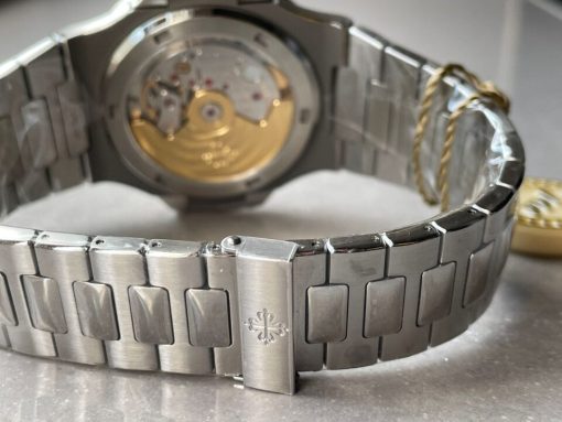Replica PATEK PHILIPPE Nautilus 5711/1A PPF 1:1 Best Edition Green Textured Dial T Diamonds Bezel on SS Bracelet 324CS V4 - Image 17