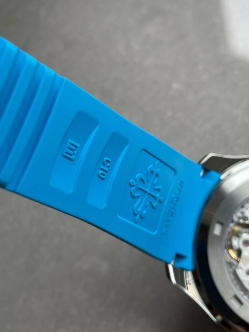 Replica PATEK PHILIPPE Aquanaut 5168G 42mm SS 3KF 1:1 Best Edition Black Dial on Light Blue Rubber Strap A324 V2 - Image 10