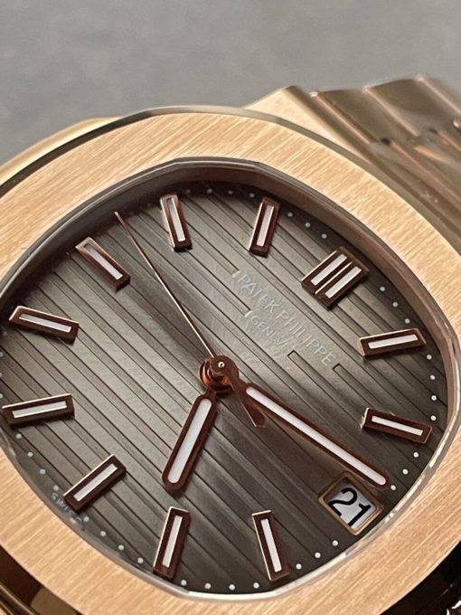 Replica PATEK PHILIPPE Nautilus 5711 3KF 1:1 Best Edition Grey Dial on YG Bracelet A324 V2 - Image 2