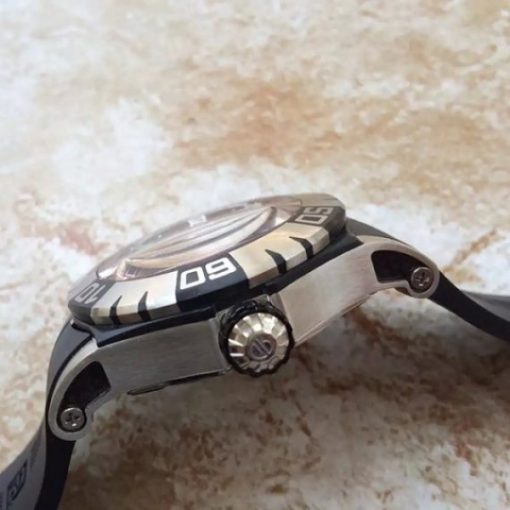 Replica Roger Dubuis Tourbillion SS Black Dial Black Rubber Strap - Image 4